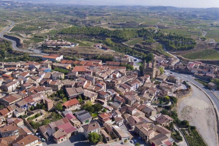 elciego-dji_0903-quintas_31058382991_o_Pequeño.jpg
