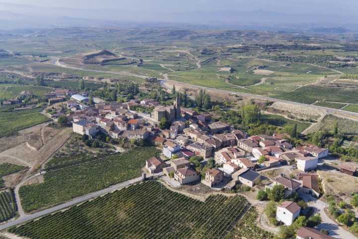 navaridas-dji_0831-quintas_31174737065_o_Pequeño.jpg